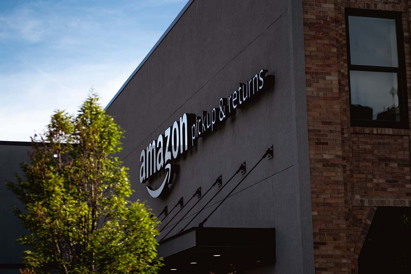 Start flipping pallets by locating an Amazon returns center