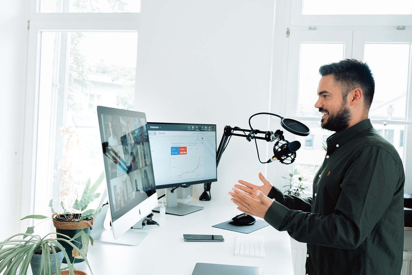 Man hosting a webinar in order to capture leads from potential customers