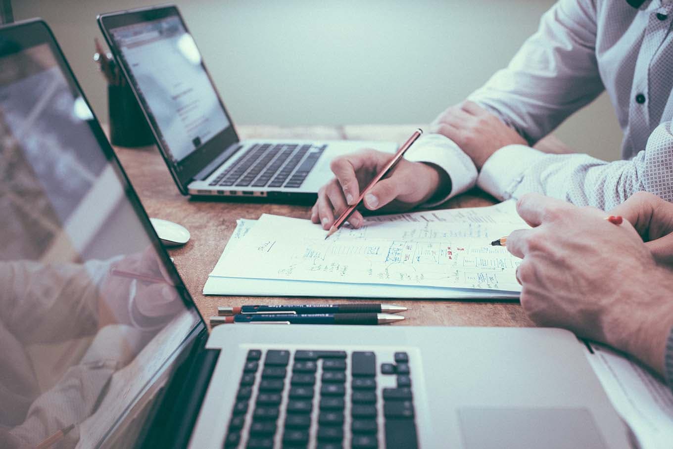 15 Best Valuation Metrics To Find Undervalued Stocks